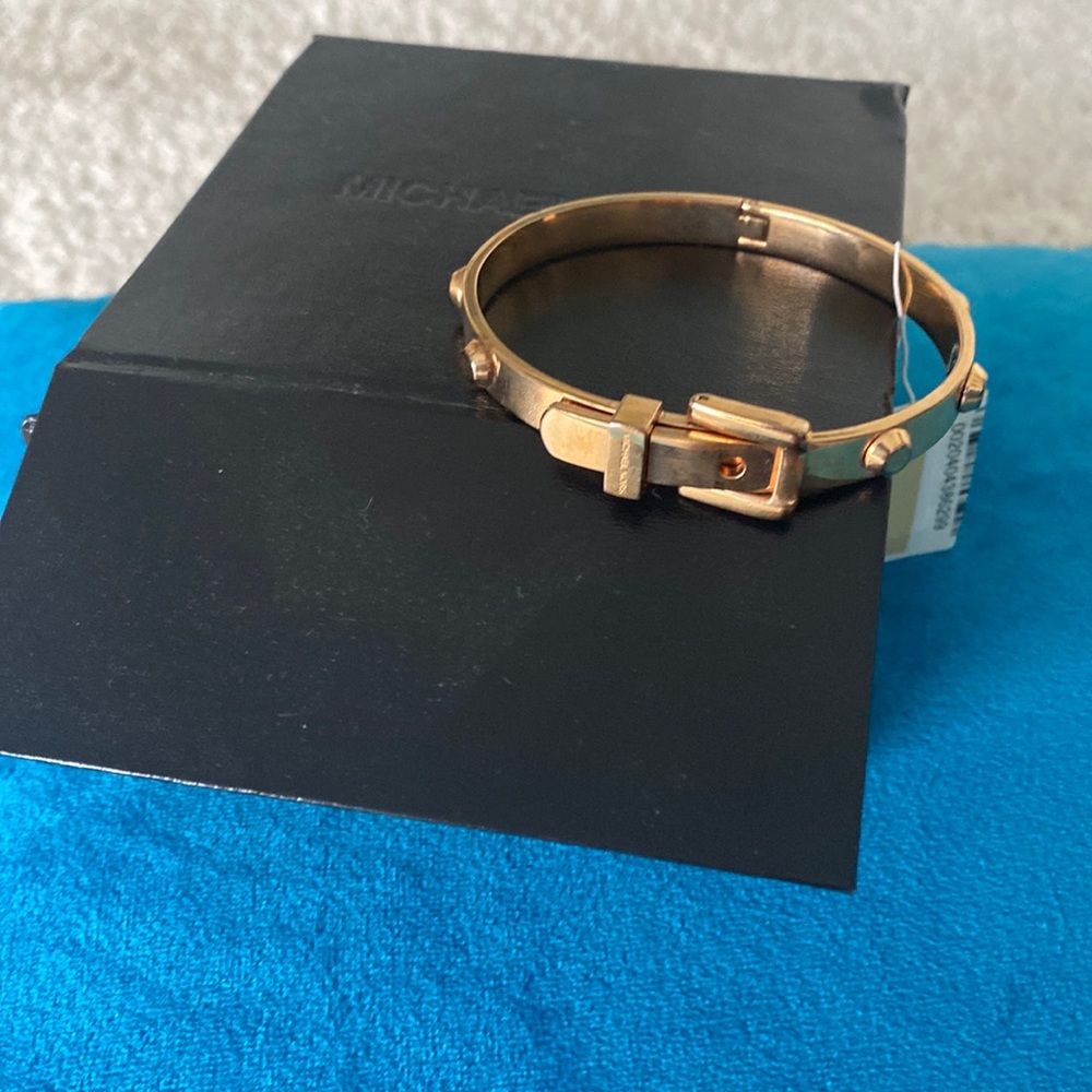 MICHAEL KORS BRACELET